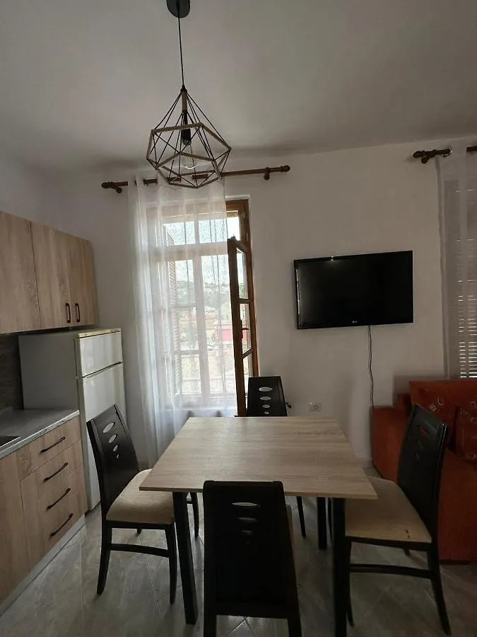 Central Charm Apartments Vlorë 0*,