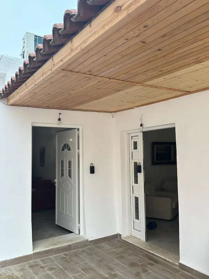 Central Charm Apartments Vlorë